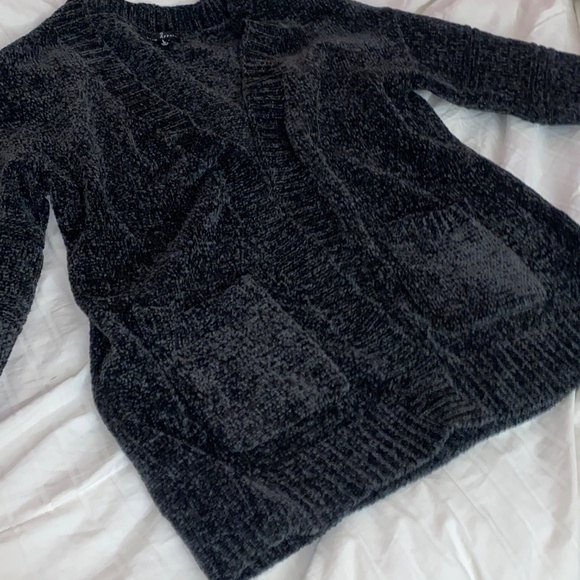 Sweater - Picture 2 of 3